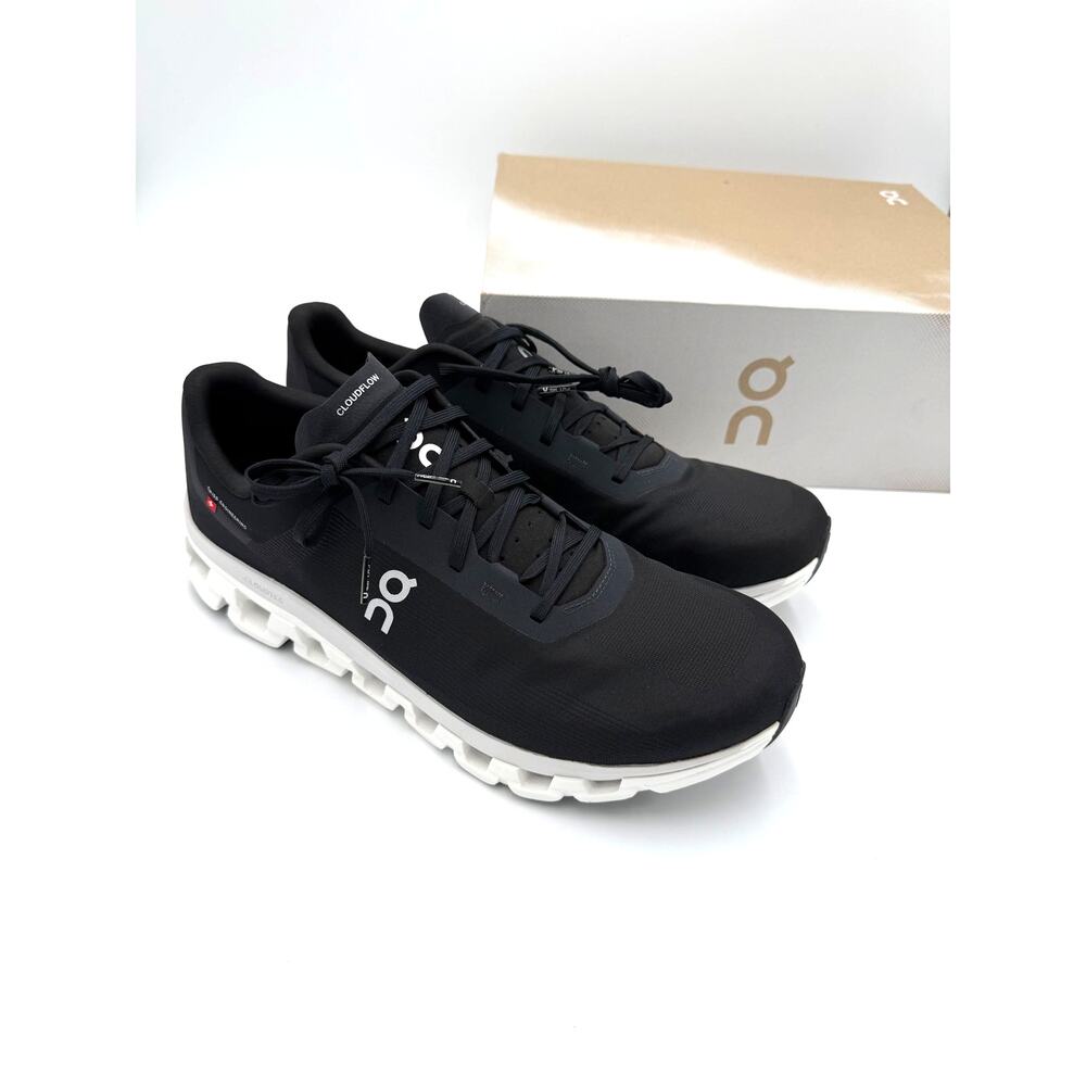 NEW! On Running Men's Cloudflow 4 Running Shoes - Black/White - 14 M